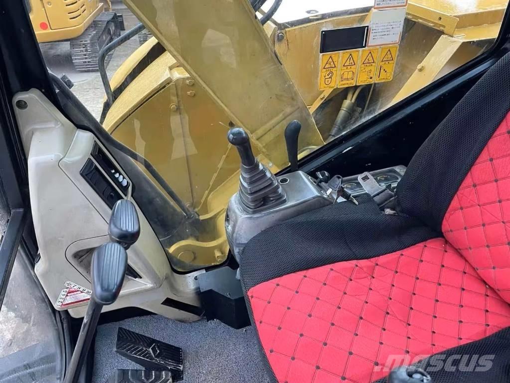 CAT 308 C CR Средни екскаватори 7т - 12т