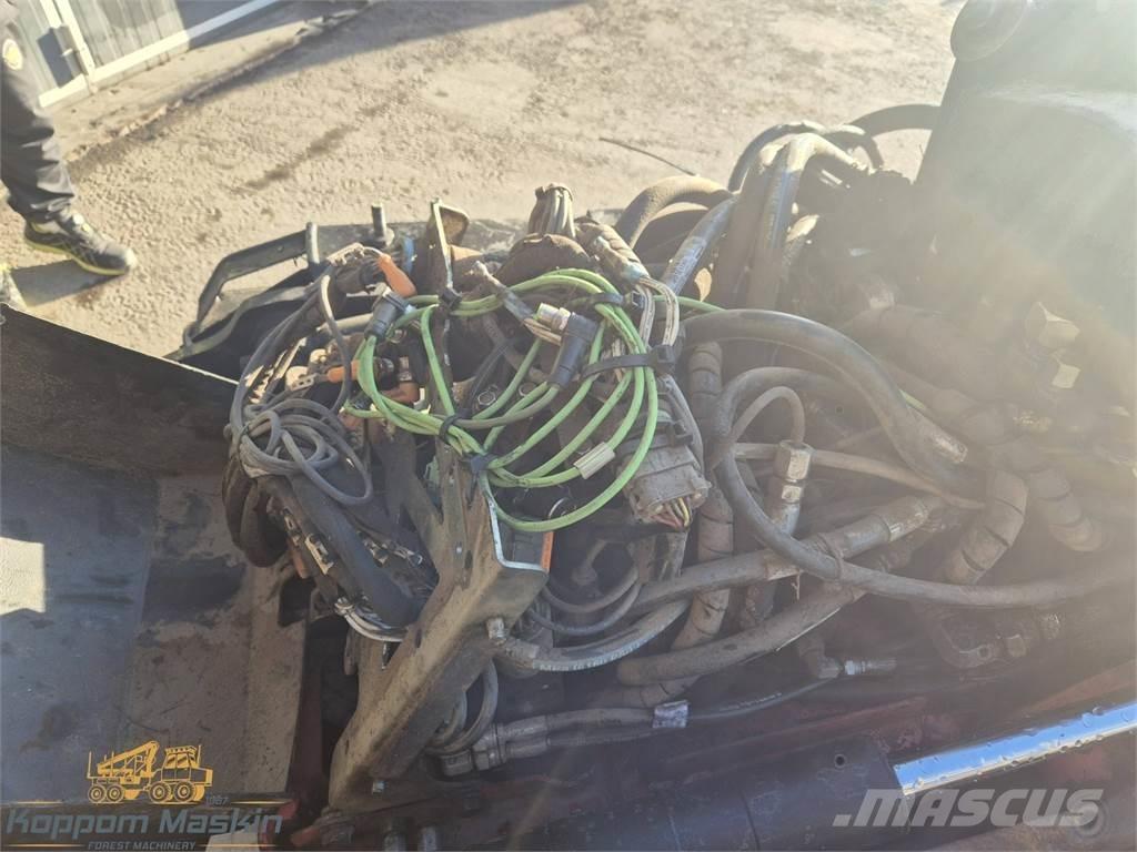 Waratah H413 Глави за харвестери