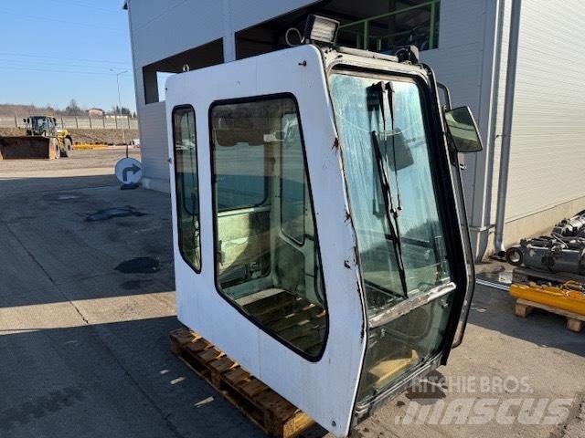 Liebherr SERIA B CAB Кабина