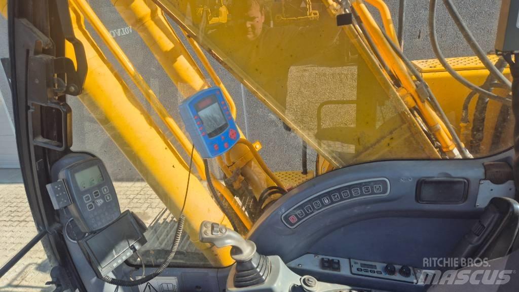 JCB JS 220 LC Верижен екскаватор