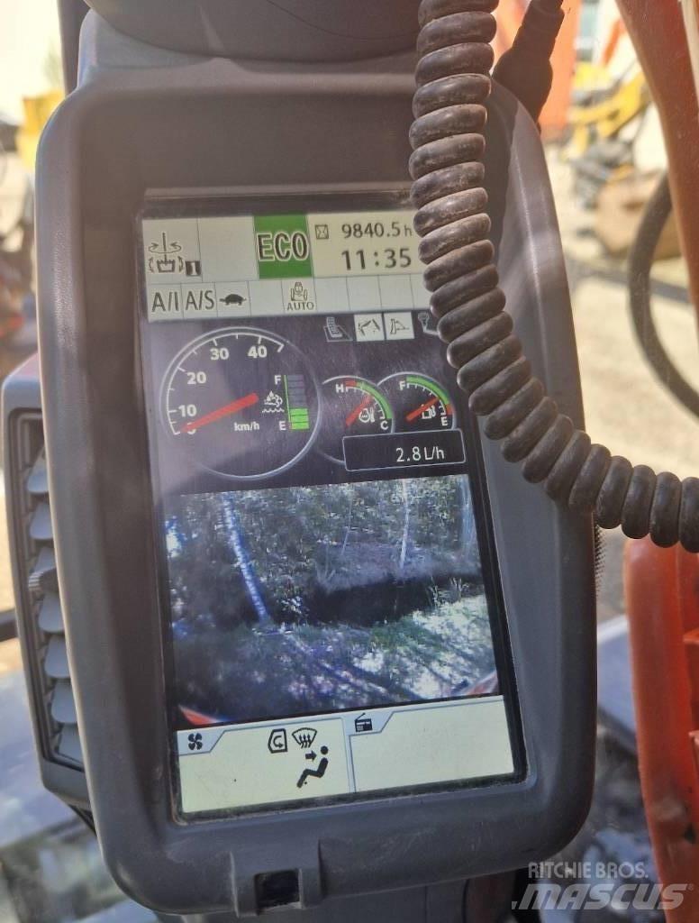Hitachi ZX 140 W-6 Колесни екскаватори