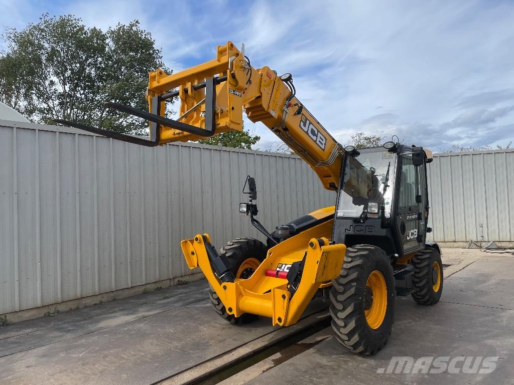 JCB 530-110 Hi Viz Телескопични товарачи