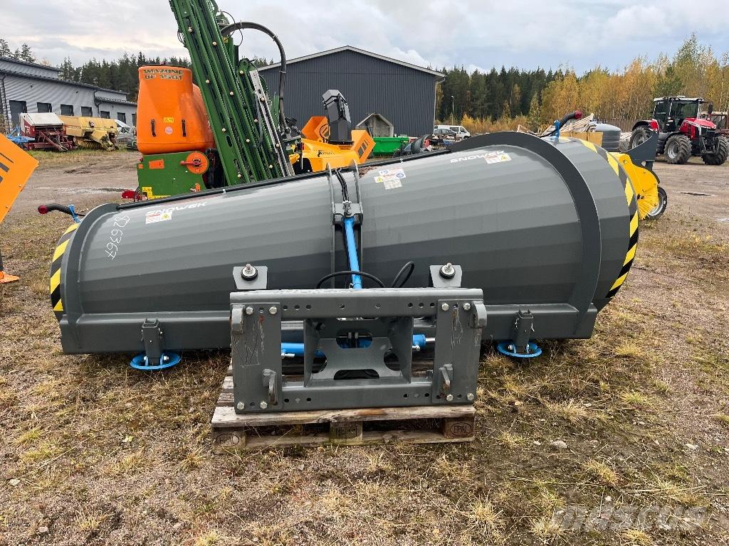 Snowek A320 Снегочистачки