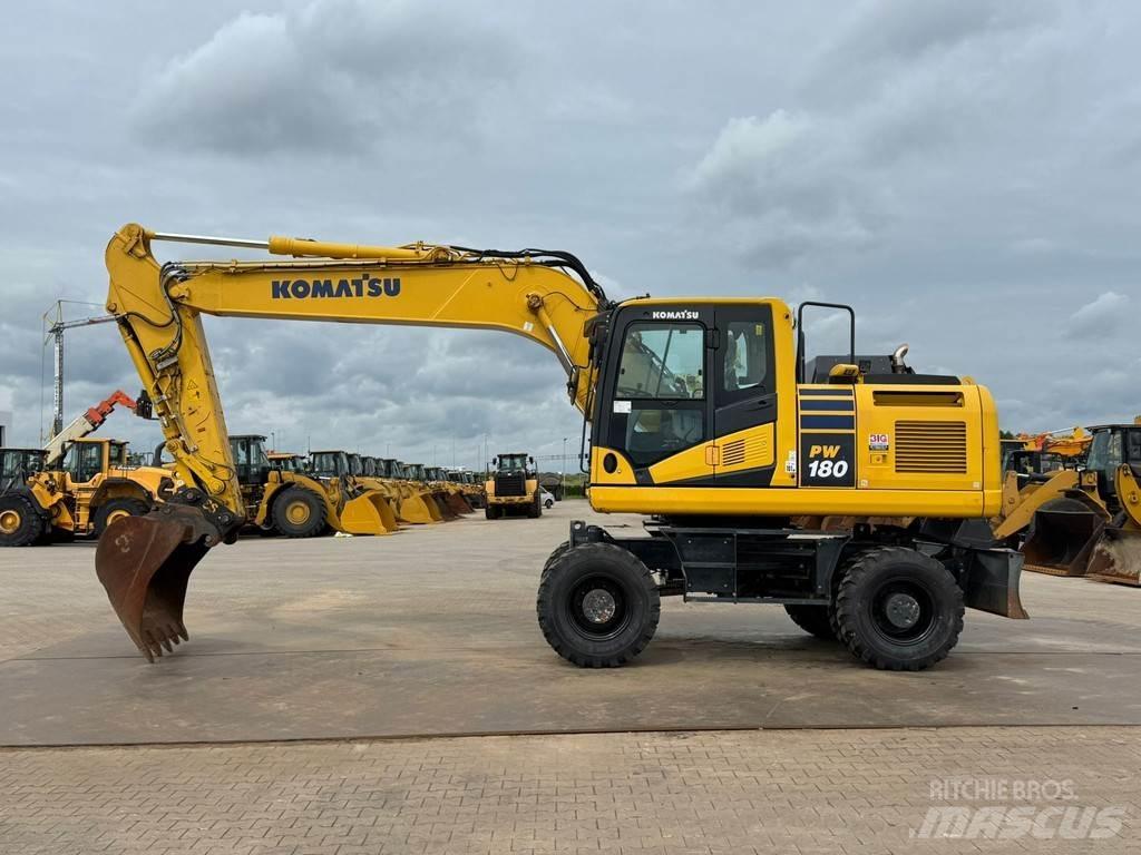 Komatsu PW180-11 Колесни екскаватори
