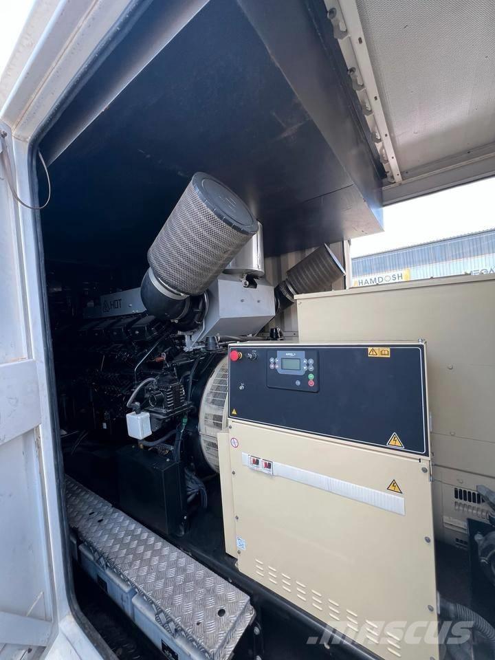 Mitsubishi 1650 KVA Дизелови генератори
