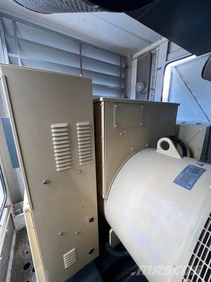 Mitsubishi 1650 KVA Дизелови генератори

