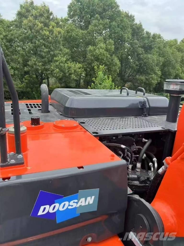 Doosan DX 225LC-9C Верижен екскаватор