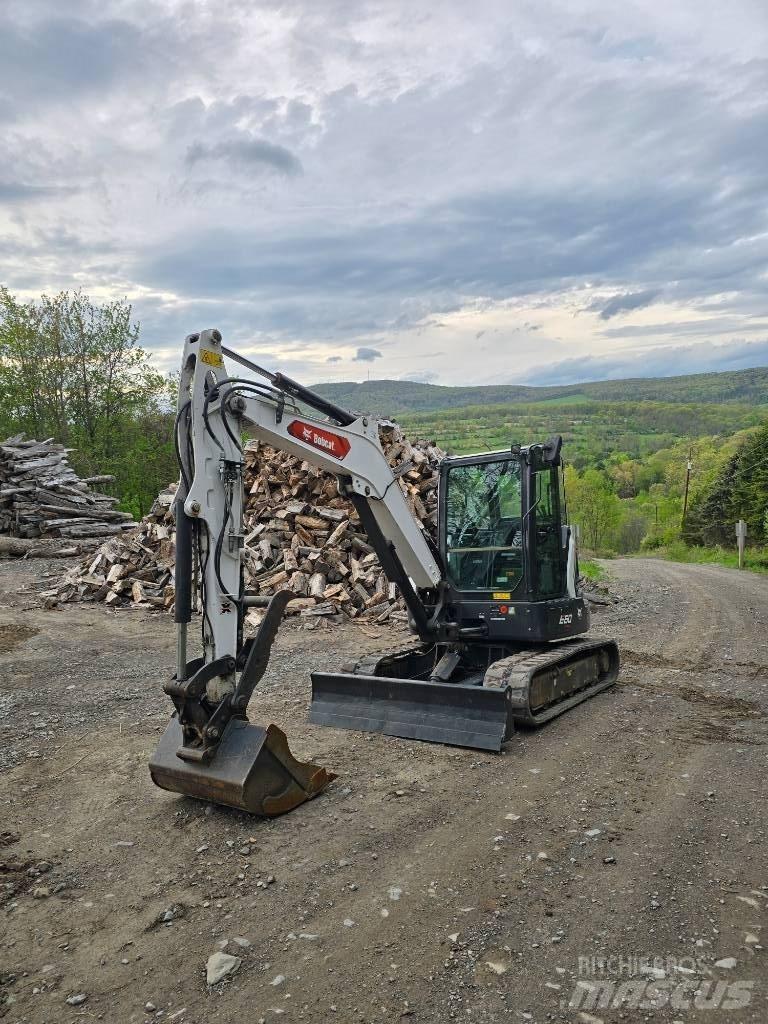 Bobcat E60 Мини екскаватори < 7 т