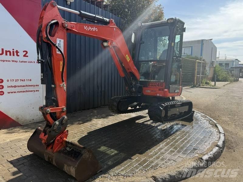 Kubota U 27-4 Мини екскаватори < 7 т