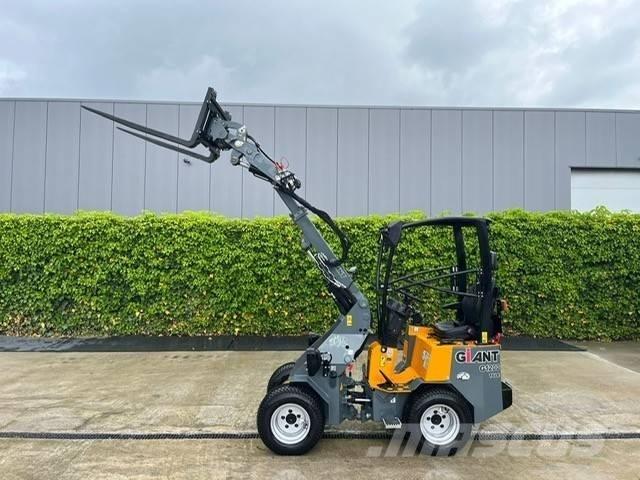 GiANT G 1200 TELE Колесни товарачи