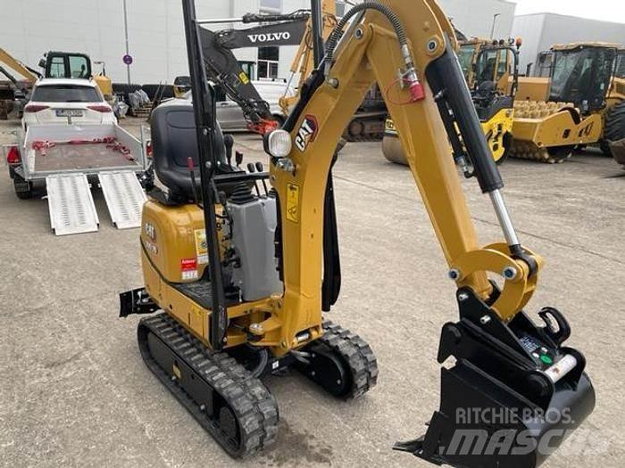 CAT 300.9D Мини екскаватори < 7 т
