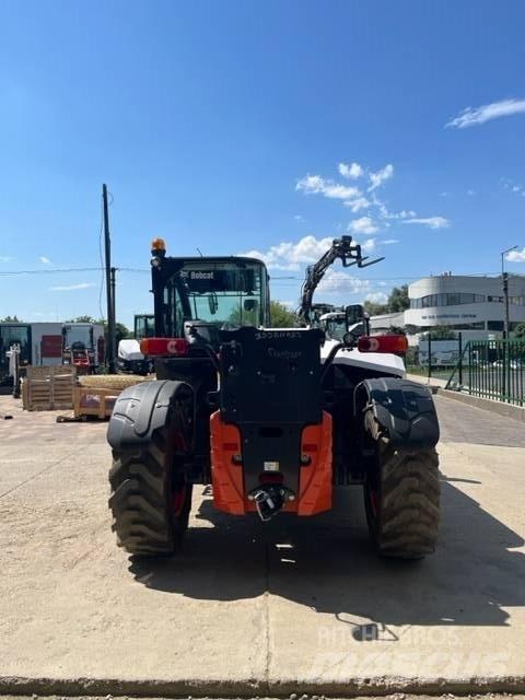 Bobcat TL38.70HF Телескопични товарачи