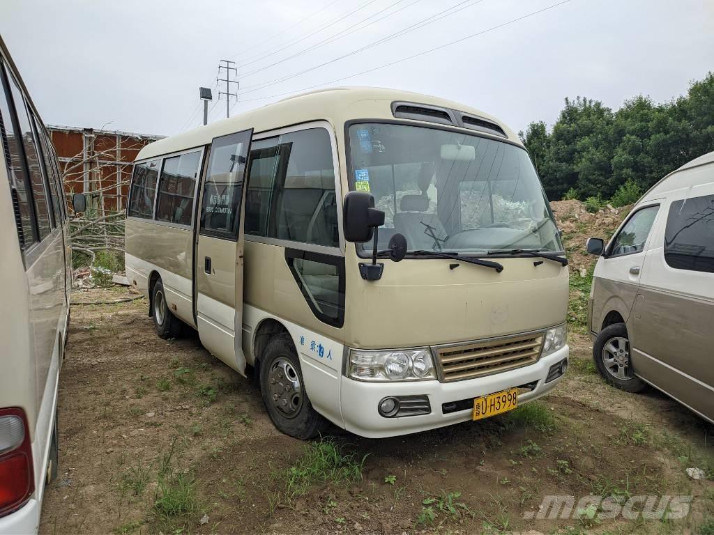 Toyota Coaster Bus Мини бусове