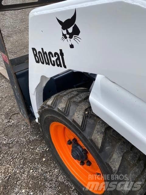 Bobcat 553 Мини товарачи