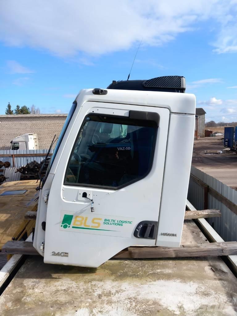 Renault Midlum 240 Кабини