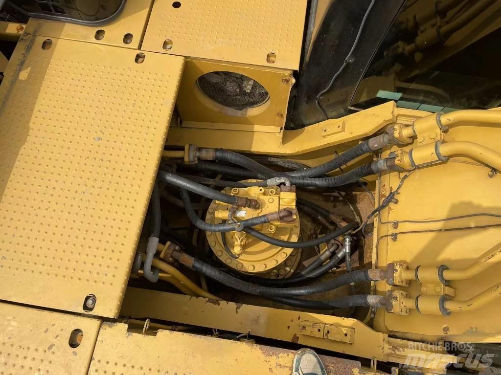 CAT 330 D Верижен екскаватор