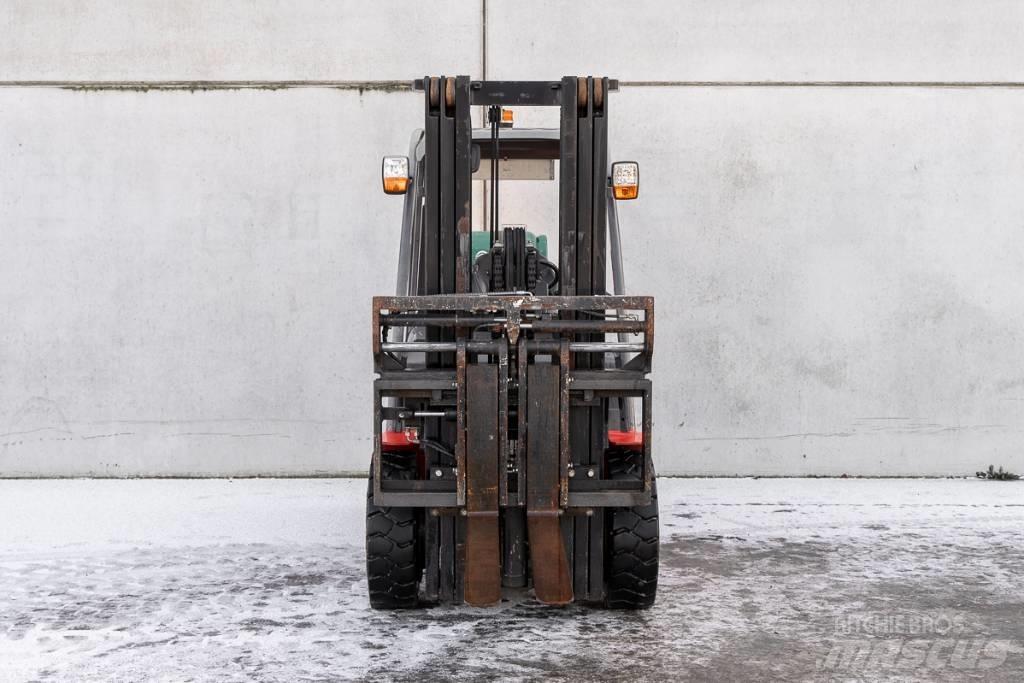 Manitou MI 35 G Дизелови камиони