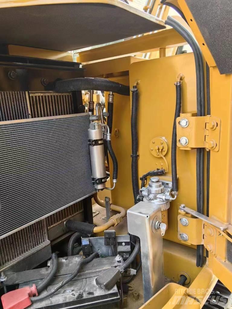 CAT 307E2 Мини екскаватори < 7 т