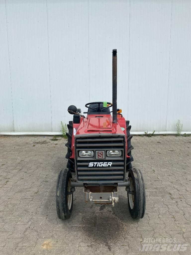 Shibaura SP1500 Компактни трактори