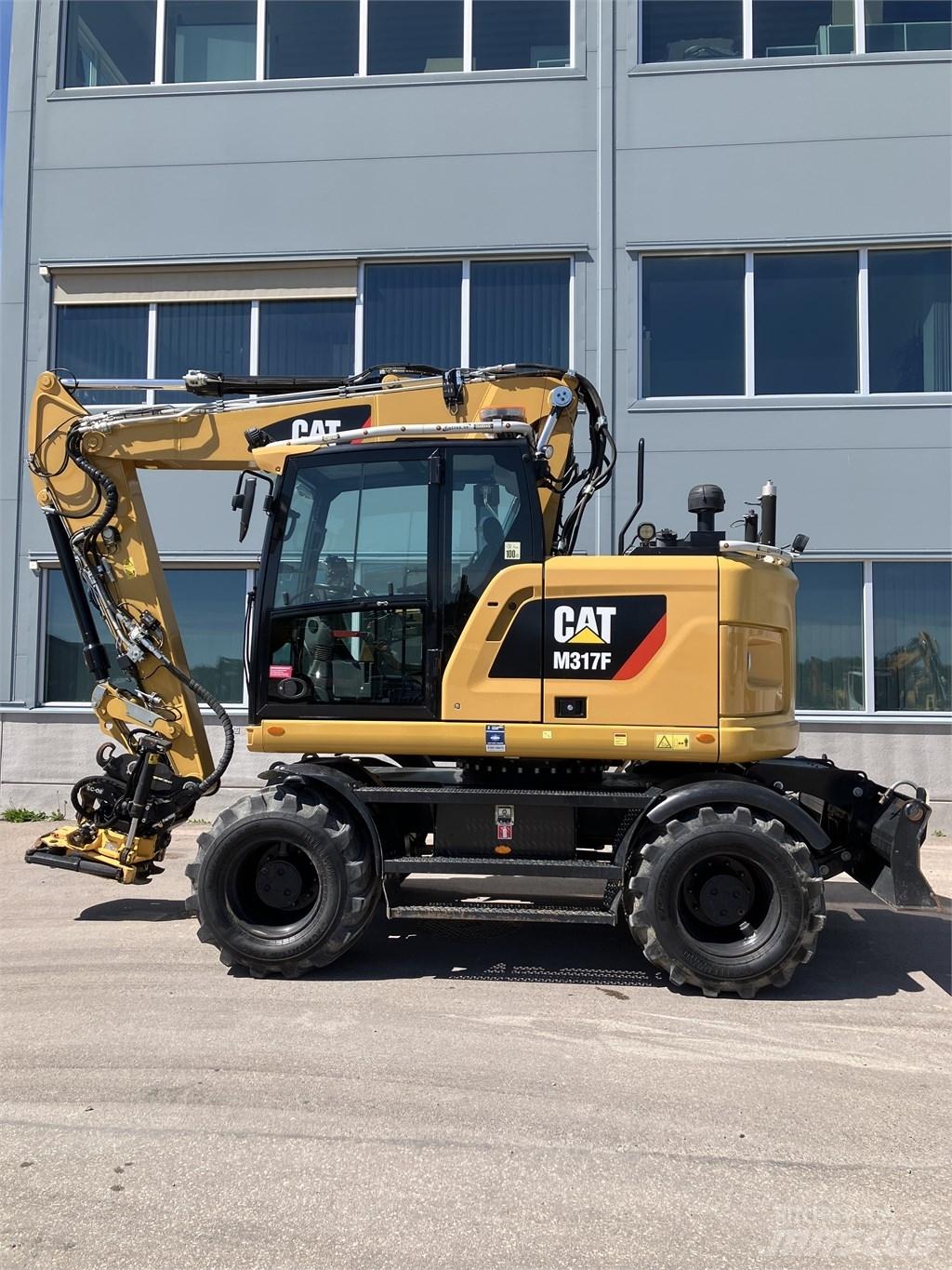 CAT 317 F Колесни екскаватори