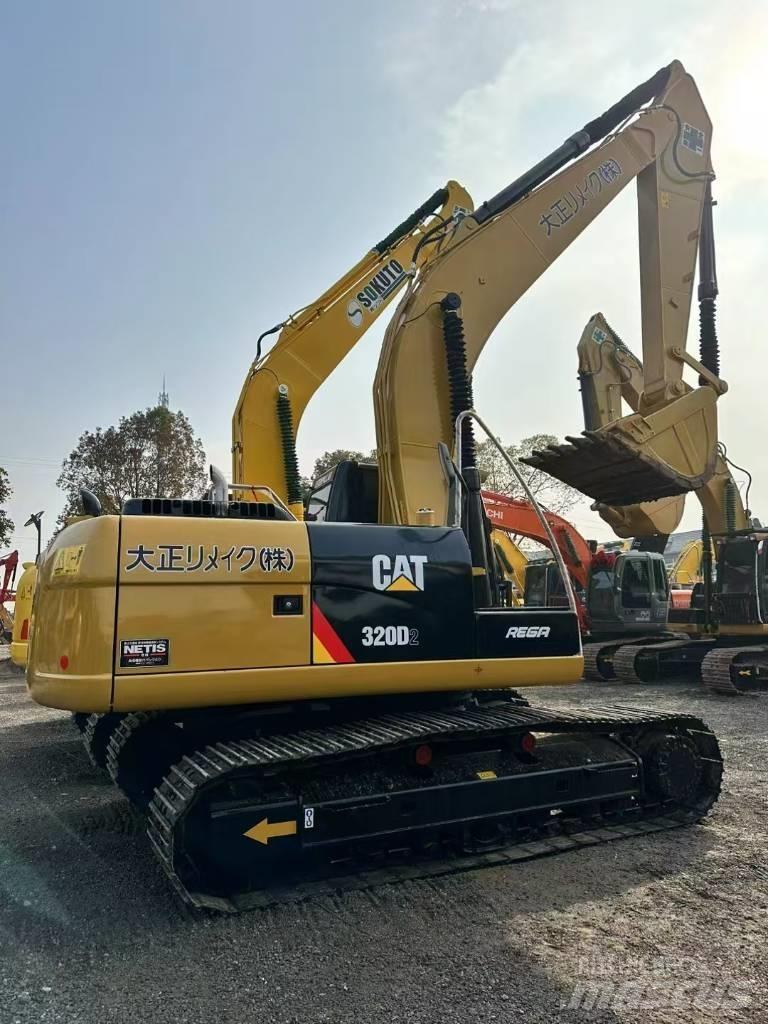 CAT 320 D Верижен екскаватор