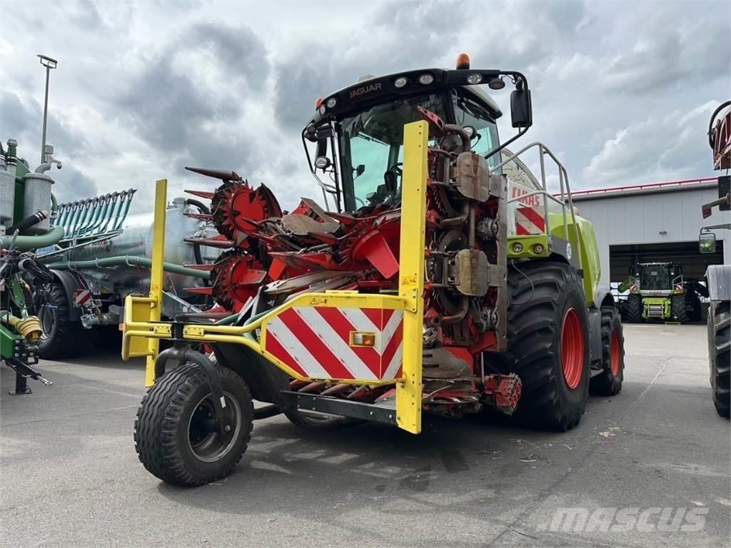 CLAAS Jaguar 970 Фуражни комбайни
