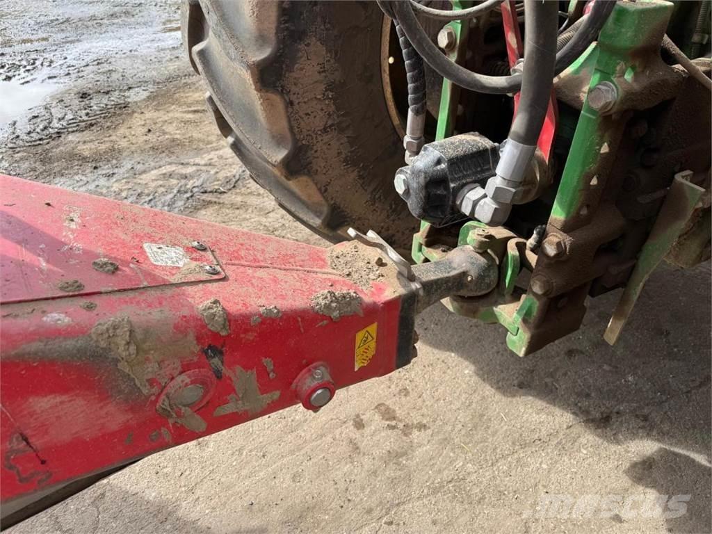 Horsch Leeb 8 GS Прикачни пръскачки
