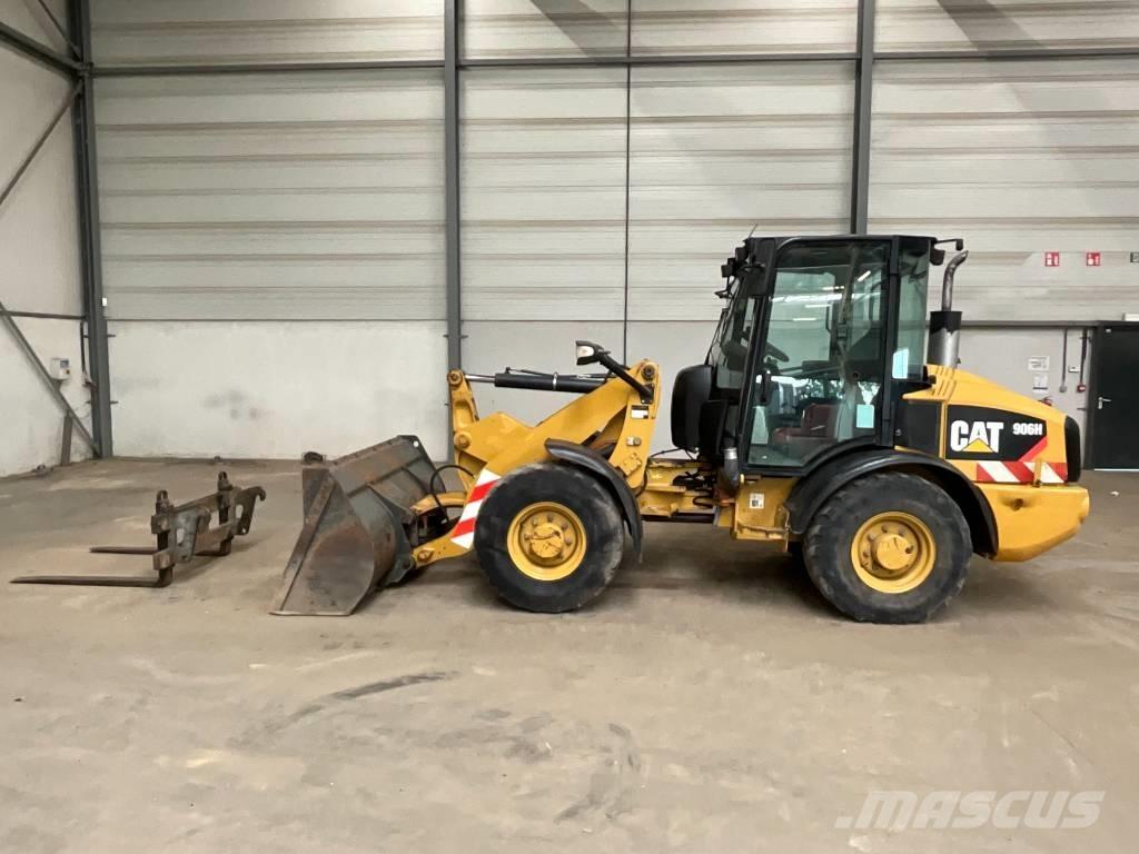 CAT 906 H Колесни товарачи