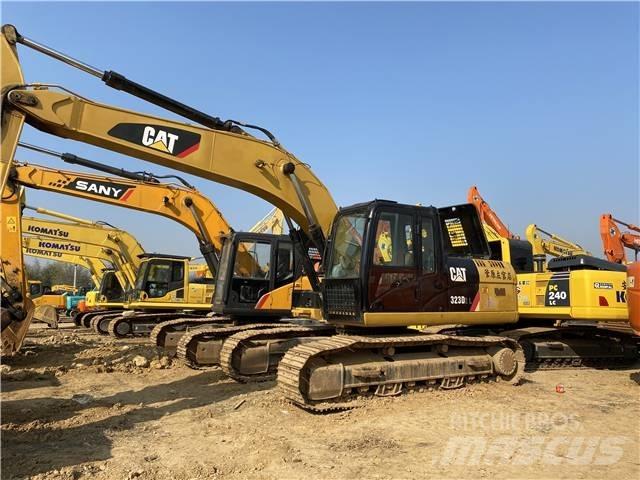 CAT 323D Верижен екскаватор