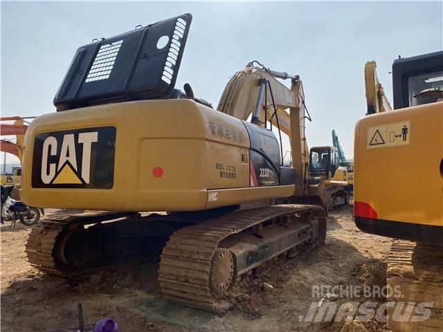 CAT 323D Верижен екскаватор