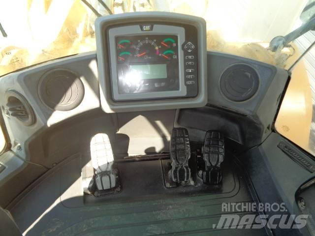 CAT 980 K Колесни товарачи