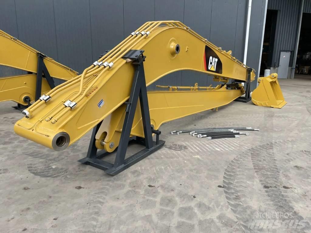 CAT 320E 15m Set Товарачи със заден ескаватор