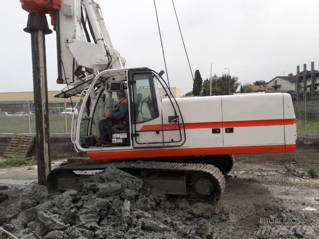 Soilmec R210 Пилоти
