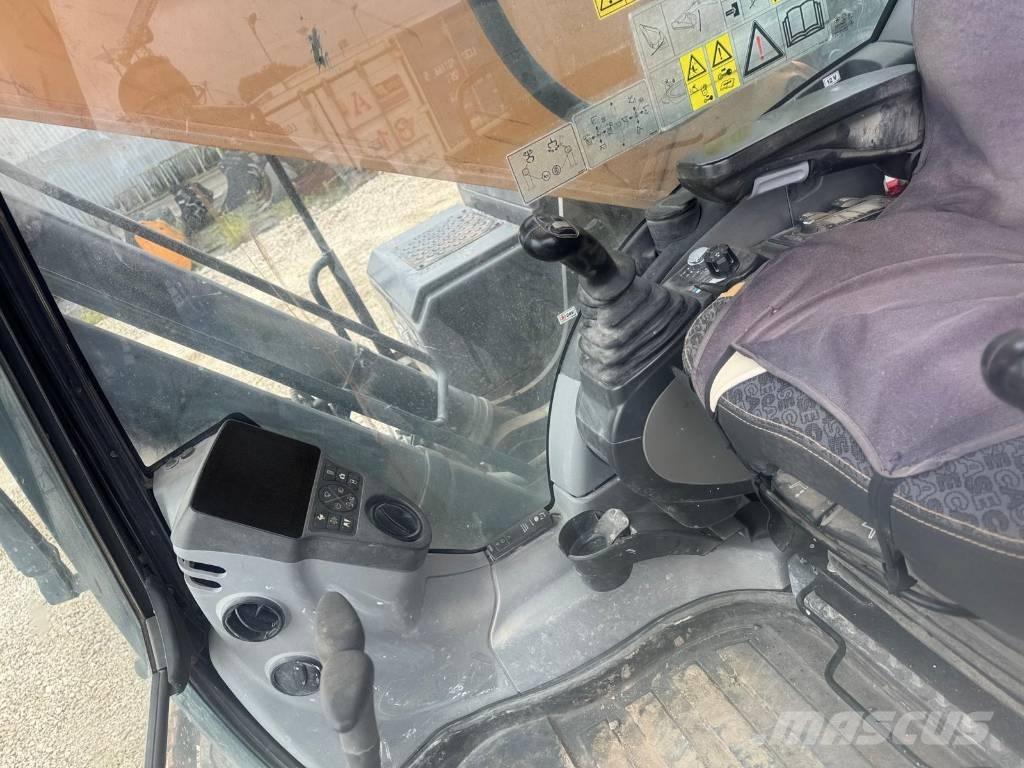 CASE CX 300 D Верижен екскаватор