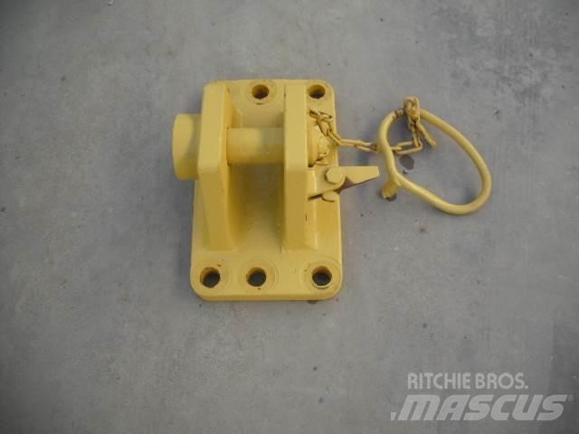 Komatsu D65EX PX Верижни булдозери
