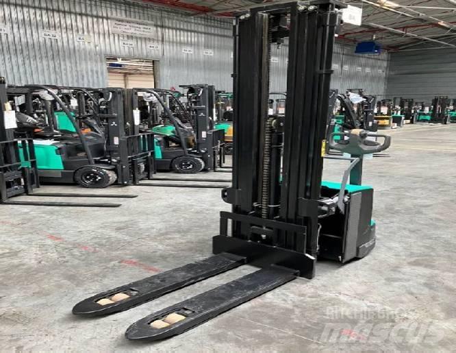 Mitsubishi SBP16N3I Колички високоповдигачи с теглич