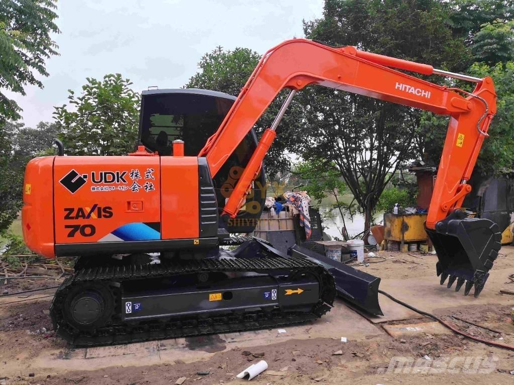 Hitachi ZX 70 Средни екскаватори 7т - 12т