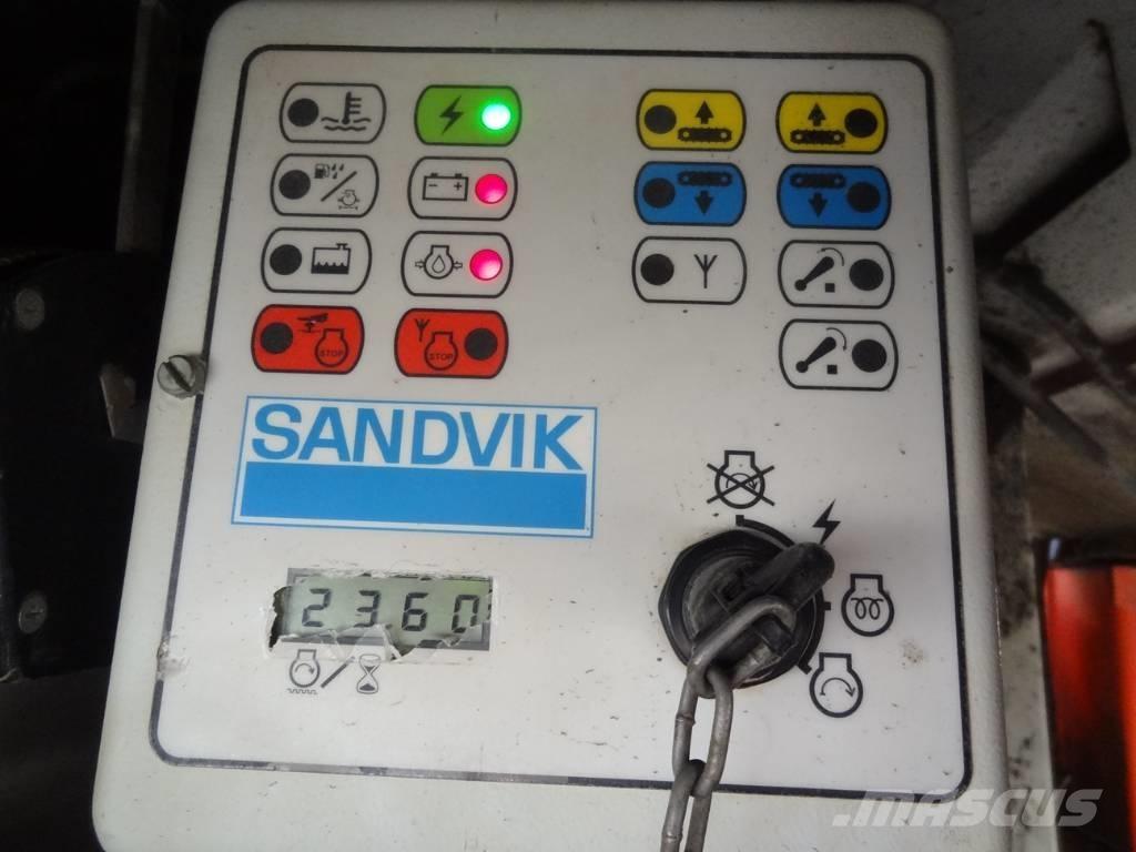Sandvik QA 450 Мобилни скрийнери
