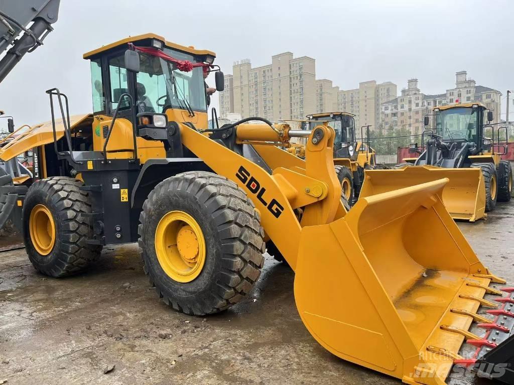 SDLG LG 958 F Колесни товарачи