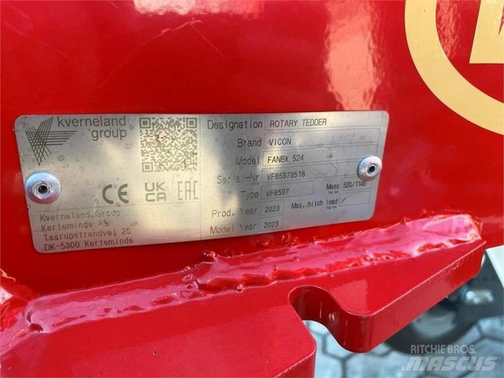 Vicon FANEX 524 Гребла и сенообръщачки