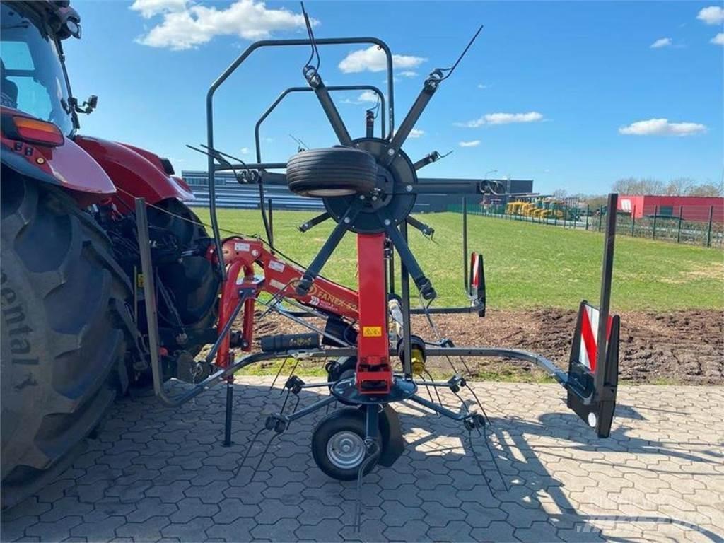 Vicon FANEX 524 Гребла и сенообръщачки
