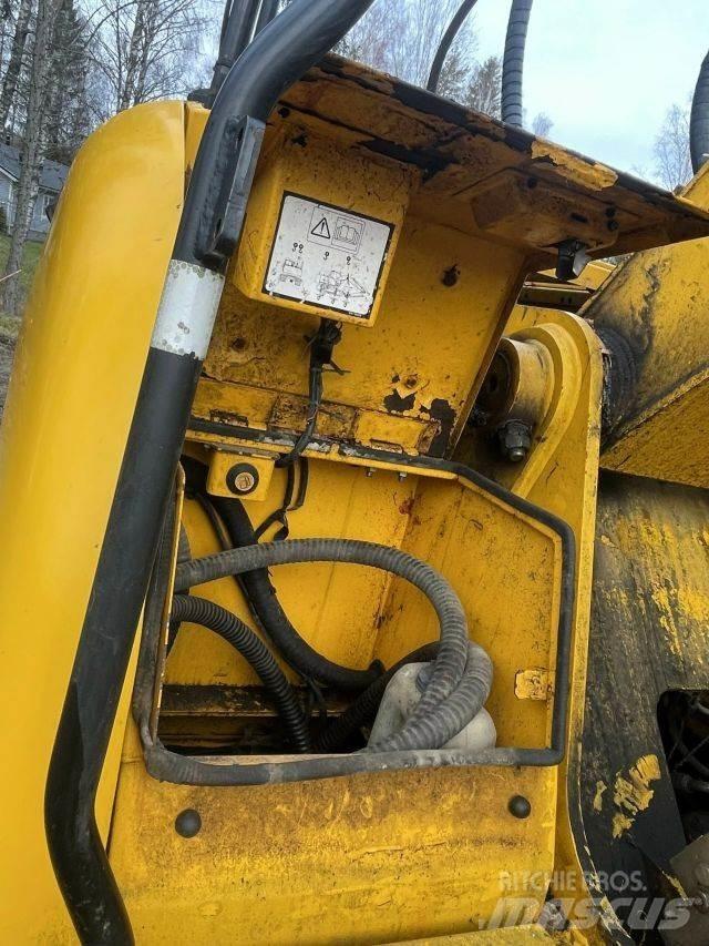 JCB JS 200 LC Верижен екскаватор