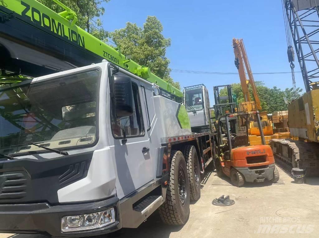 Zoomlion ZVT800 Всъдеходни кранове
