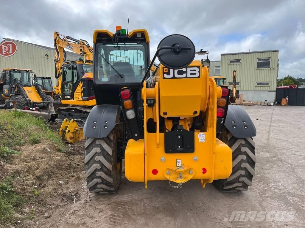 JCB 540-180 Телескопични челни товарачи
