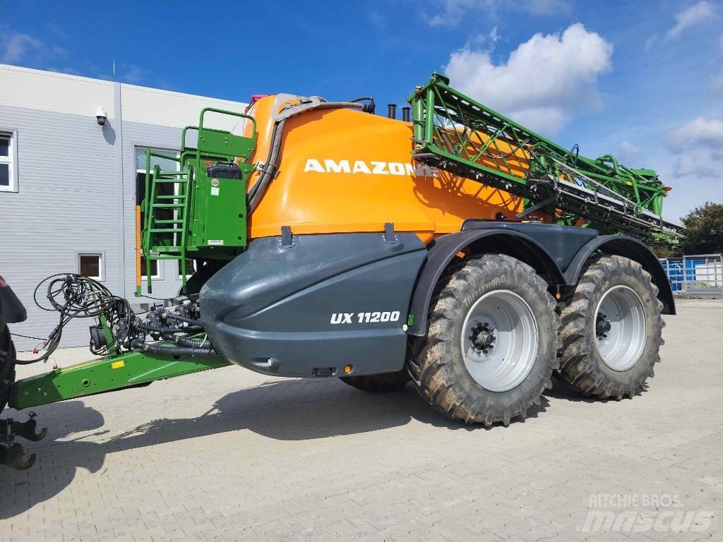 Amazone UX 11200 Прикачни пръскачки
