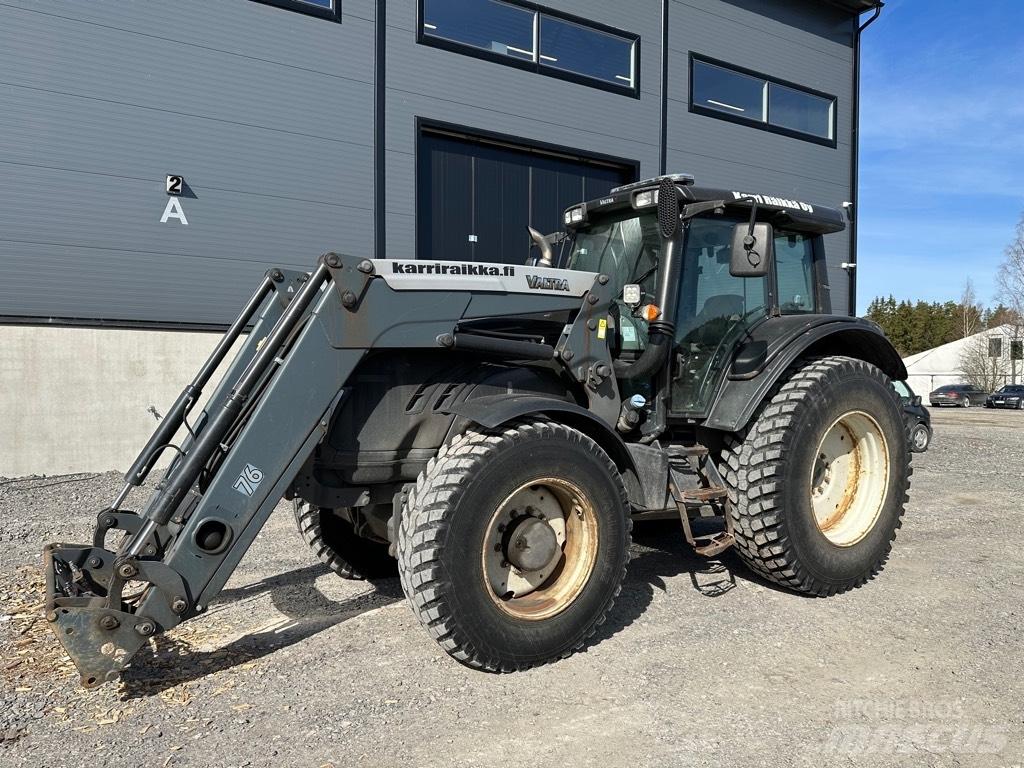Valtra T 173 Трактори