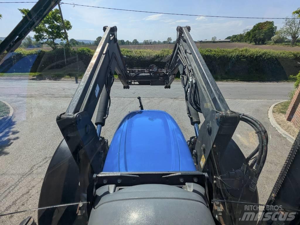 New Holland TSA115A Трактори