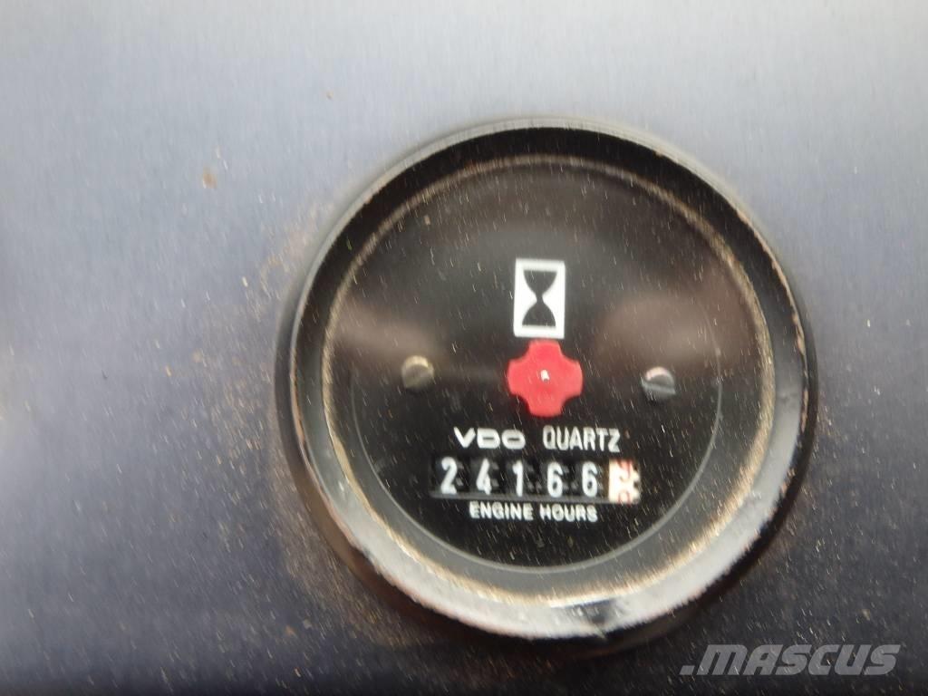 Volvo BM L 70 Колесни товарачи