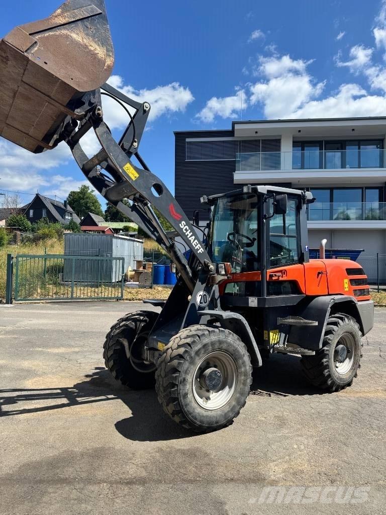 Terex Schaeff TL100 Колесни товарачи