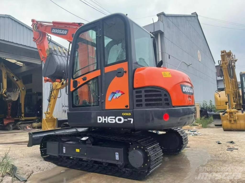 Doosan DH 60 Мини екскаватори < 7 т